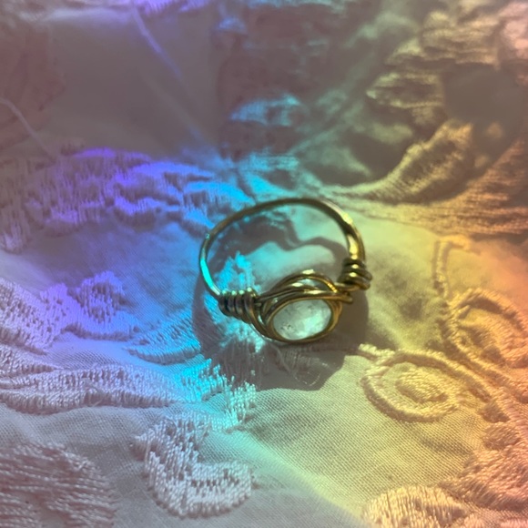 handmade crystal wire rings! - Picture 1 of 4